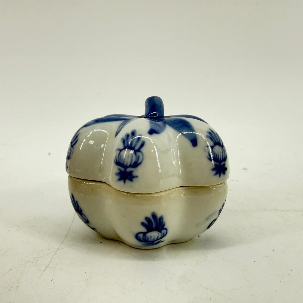 Pumpkin Trinket Box Small Blue White Floral Ceramic Jewelry‎ Dish Decor 2